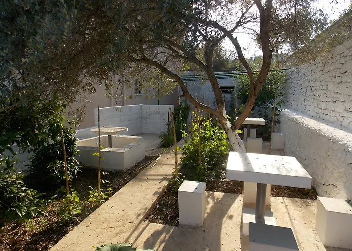 בית הארחה Bega 3*
