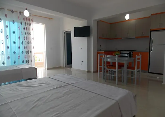 Bega Pensión Sarandë